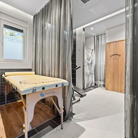 Modern Oasiss Hotel 4*