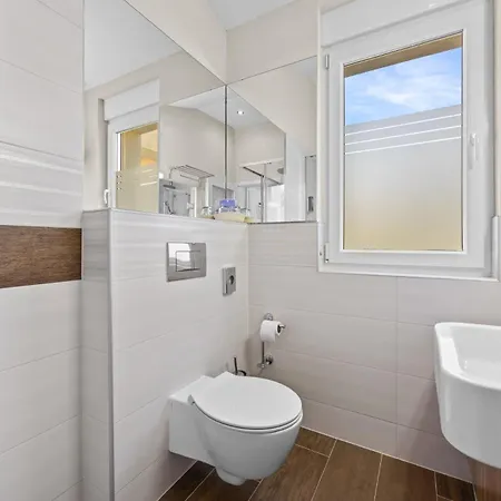 Modern Oasiss Hotel 4*